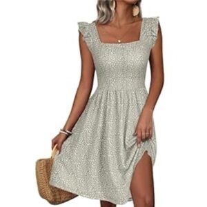 Elegant Green Patterned Dress